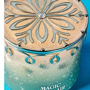 Bath & Body Works Magic in the Air Soy Candle - Blue and Silver